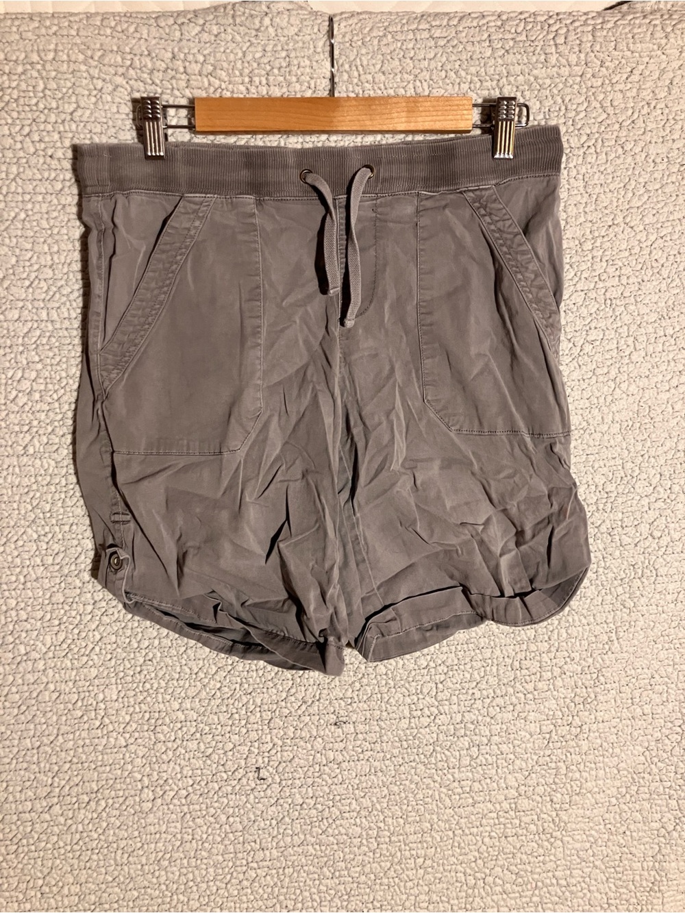 Denver Hayes Gray Drawstring Athletic Shorts
